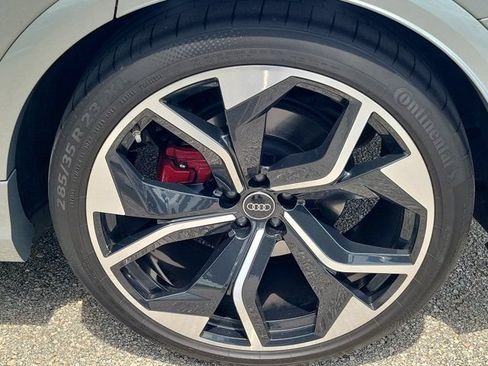 Certified 2025 Audi SQ8 Premium Plus AWD/4WD image 10