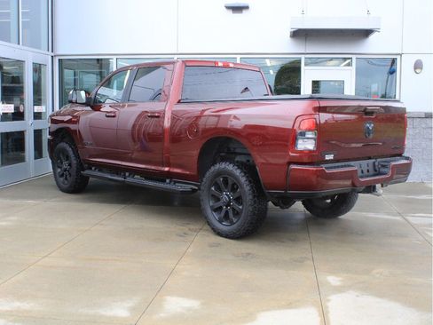 Used 2022 RAM 2500 Big Horn w/ Night Edition AWD/4WD image 8