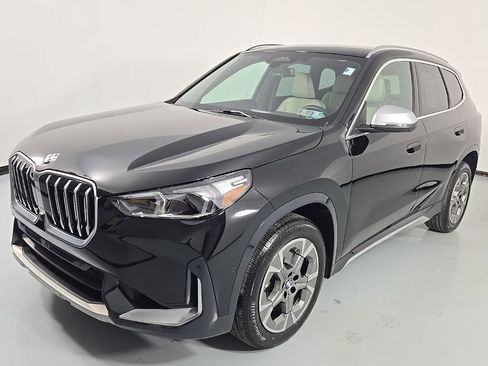 Certified 2024 BMW X1 xDrive28i w/ Technology Package image 4