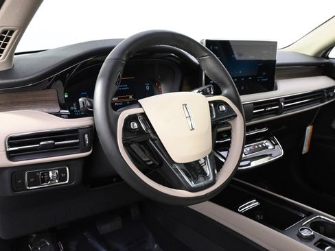 New 2026 Lincoln Corsair Reserve w/ Jet Appearance Package image 12