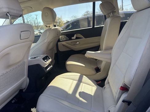 Used 2020 Mercedes-Benz GLS 450 4MATIC image 5