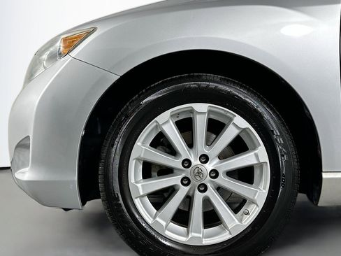 Used 2011 Toyota Venza image 12