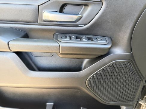 Used 2025 RAM 1500 Warlock AWD/4WD image 16