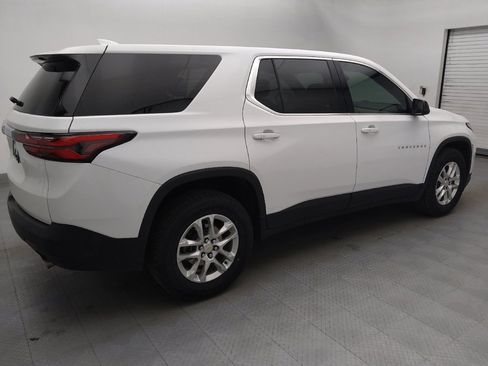 Used 2022 Chevrolet Traverse LS image 10