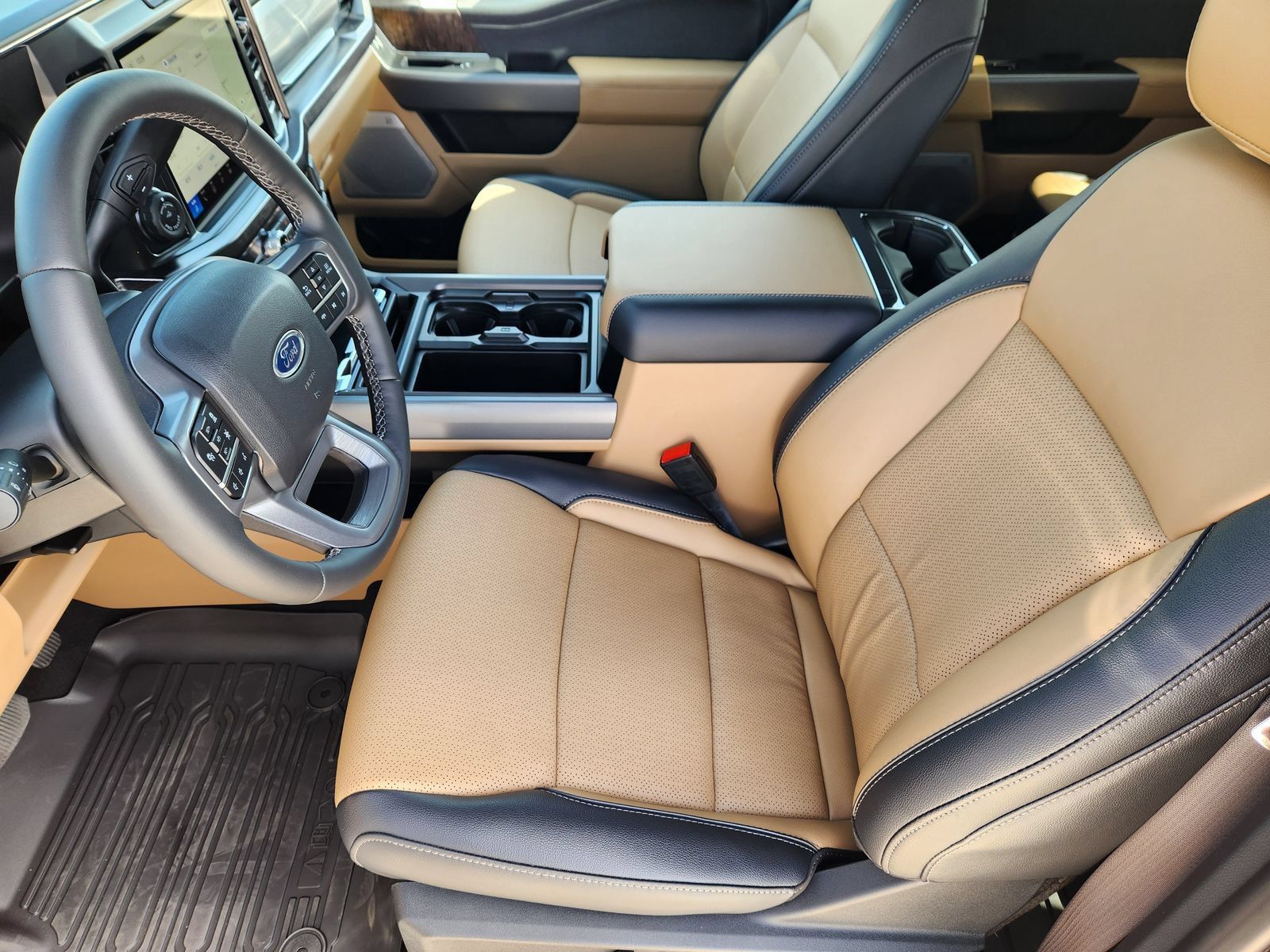 New 2026 Ford F350 Lariat w/ Lariat Premium Package AWD/4WD image 14
