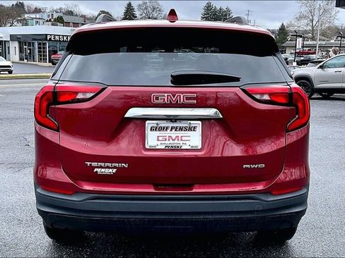 Used 2020 GMC Terrain SLE w/ Driver Convenience Package image 8