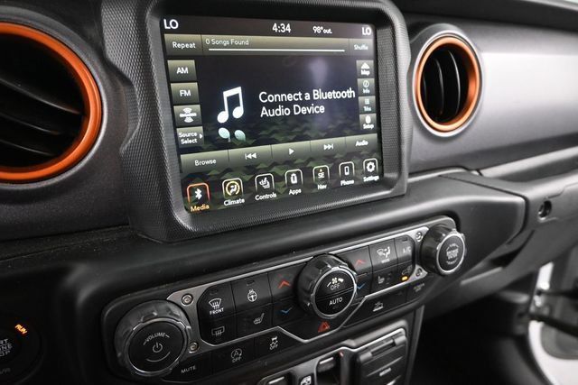 Used 2022 Jeep Gladiator Mojave w/ LED Lighting Group AWD/4WD image 32