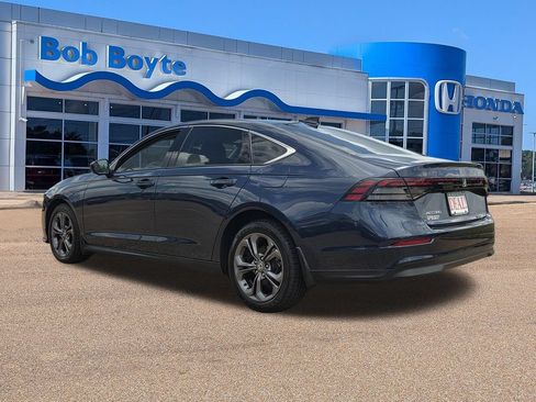 Used 2023 Honda Accord EX image 7