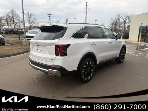 New 2026 Kia Sorento EX AWD/4WD image 6