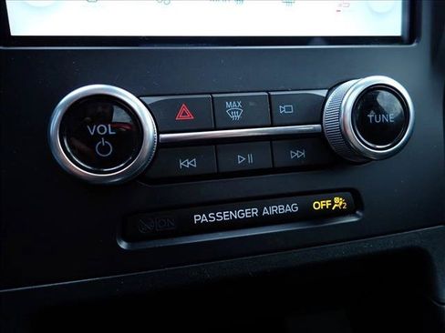 Used 2022 Ford Edge ST-Line AWD/4WD image 21