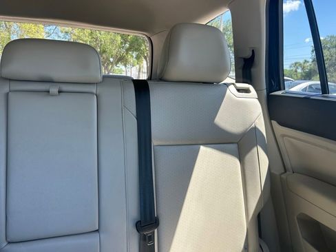 Used 2018 Volkswagen Atlas SE FWD image 14