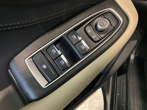 Certified 2024 Subaru Outback Limited AWD/4WD image 11
