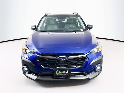 Used 2024 Subaru Crosstrek 2.0i Premium image 2
