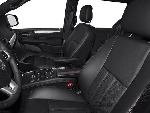 Used 2013 Dodge Grand Caravan SXT FWD image 11