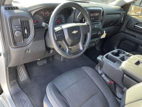 Used 2020 Chevrolet Silverado 1500 Custom w/ Custom Value Package image 15