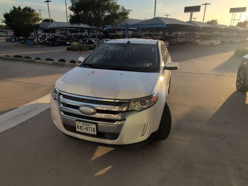 Used 2014 Ford Edge Limited w/ Vision Package FWD image 1