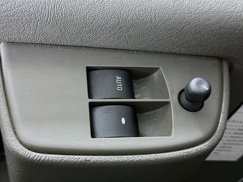 Used 2023 Chevrolet Express 3500 LS image 14