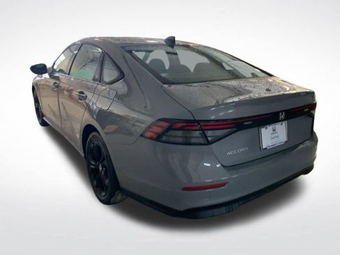 Used 2025 Honda Accord SE image 3