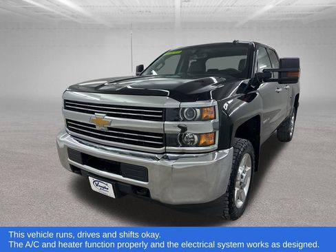 Used 2017 Chevrolet Silverado 2500 W/T w/ Snow Plow Prep Package image 7