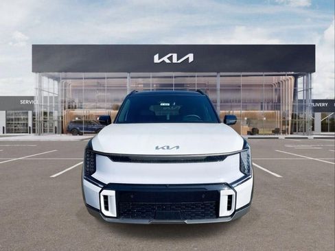 New 2026 Kia EV9 GT-Line image 3