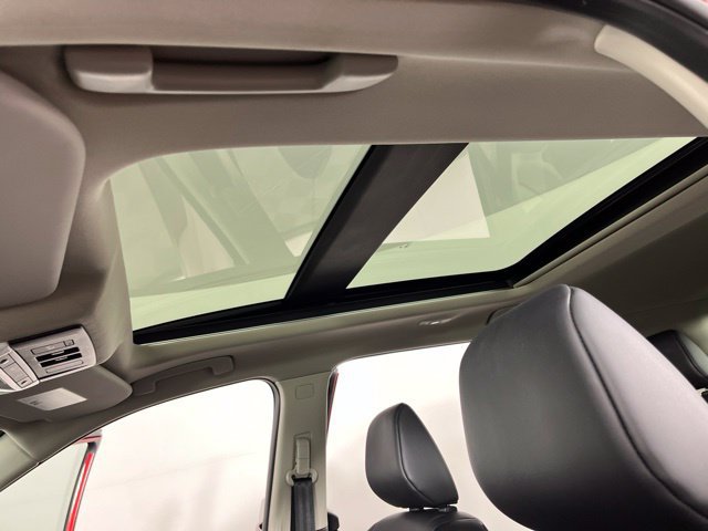 Certified 2025 Nissan Rogue SV w/ SV Premium Package FWD image 33