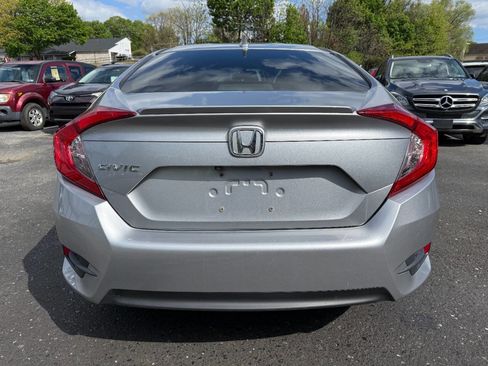 Used 2018 Honda Civic EX-T image 6