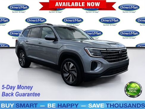 Used 2025 Volkswagen Atlas SE FWD image 1