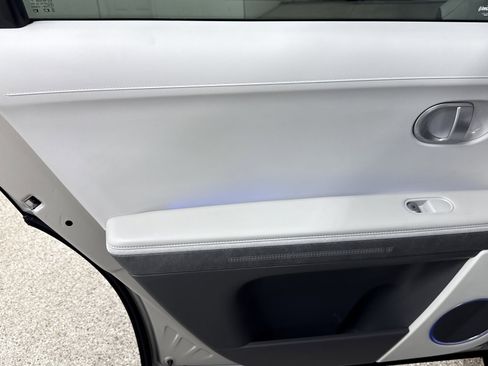 Used 2023 Hyundai Ioniq 5 SEL image 9