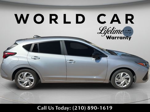 Used 2025 Subaru Impreza 2.0i AWD/4WD image 3