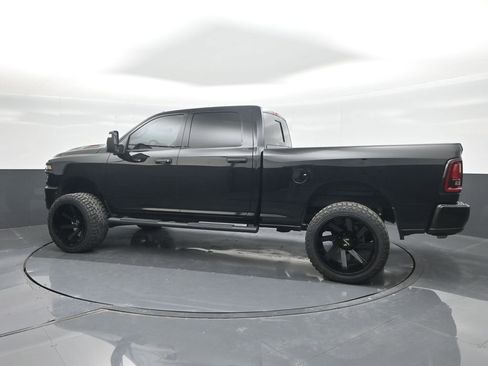 Used 2026 RAM 2500 Tradesman AWD/4WD image 28