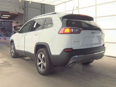 Used 2019 Jeep Cherokee Limited w/ Luxury Group AWD/4WD image 9