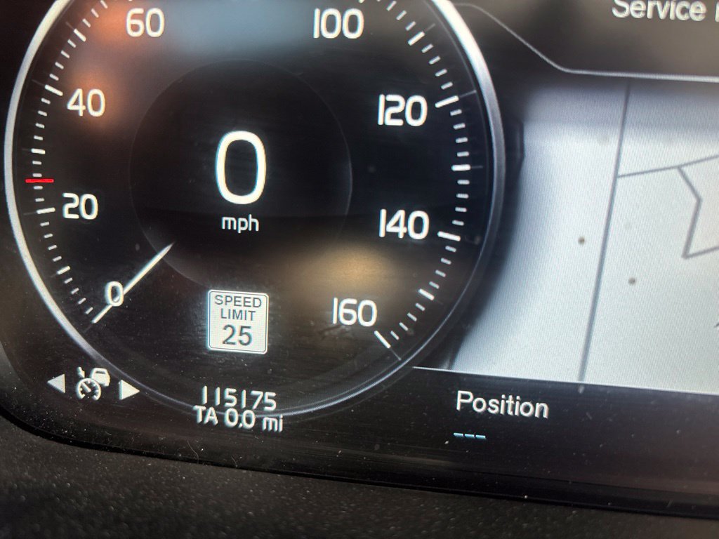 Used 2016 Volvo XC90 T6 Inscription w/ Vision Package AWD/4WD image 14