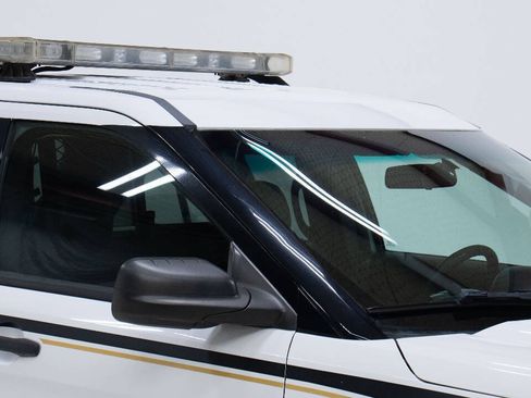Used 2015 Ford Explorer 4WD Police Interceptor image 12