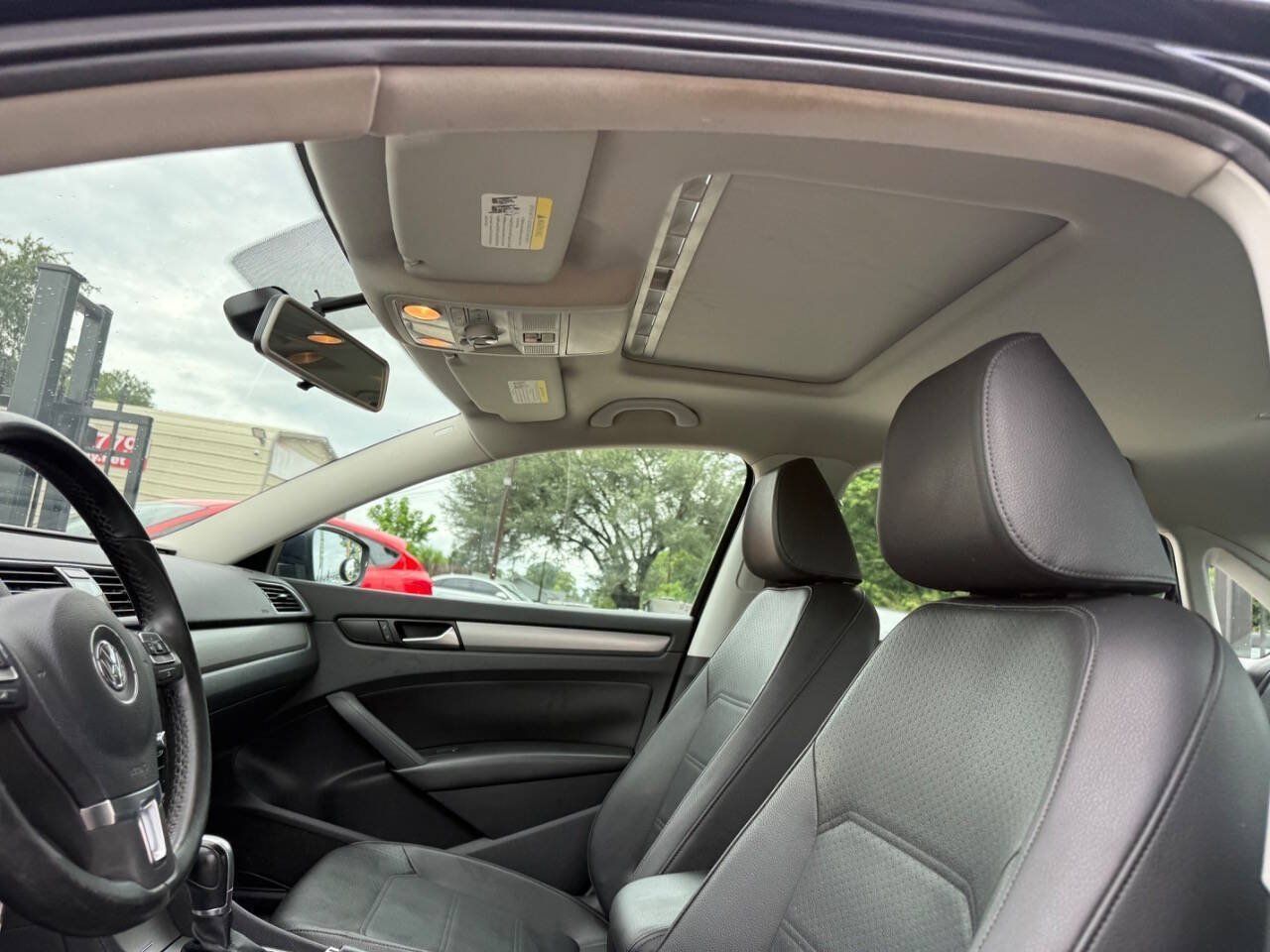 Used 2015 Volkswagen Passat TDI SE FWD image 14