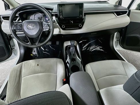 Used 2022 Toyota Corolla LE FWD image 15