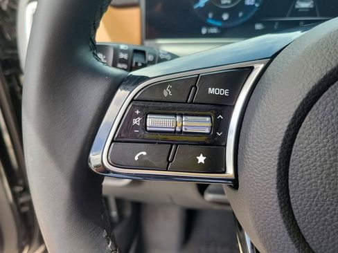 Certified 2024 Kia Seltos EX FWD image 23