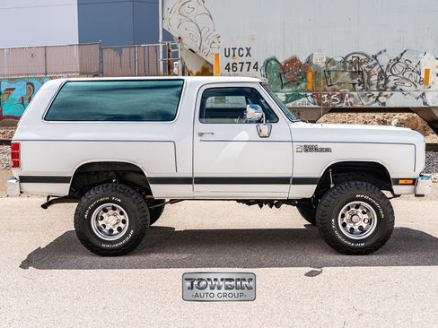 Used 1988 Dodge Ramcharger 4WD image 8