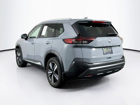 Used 2023 Nissan Rogue SL AWD/4WD image 5
