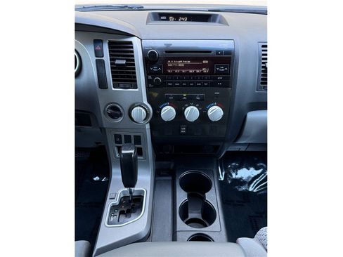 Used 2012 Toyota Tundra 4x4 Double Cab image 11