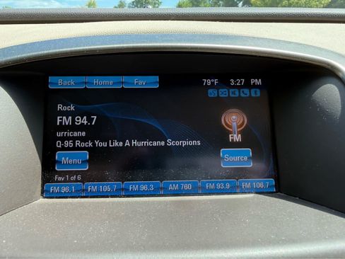 Used 2012 Buick Verano Leather FWD image 24