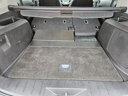 Used 2010 GMC Terrain SLT image 22