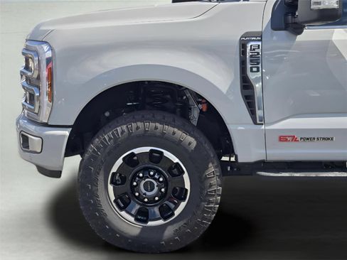 Used 2026 Ford F250 Platinum w/ Platinum Plus Package AWD/4WD image 9