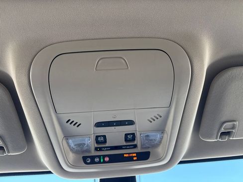 Used 2019 GMC Acadia Denali AWD/4WD image 45