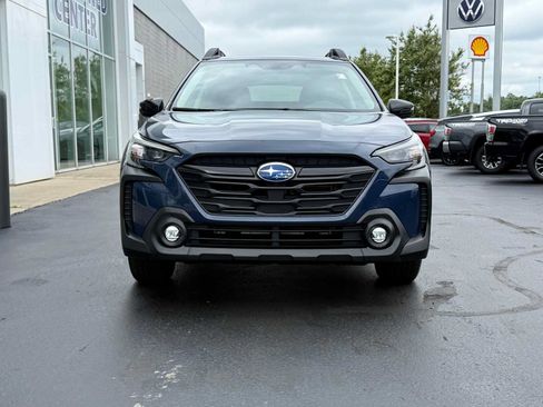 Used 2024 Subaru Outback Onyx Edition AWD/4WD image 2