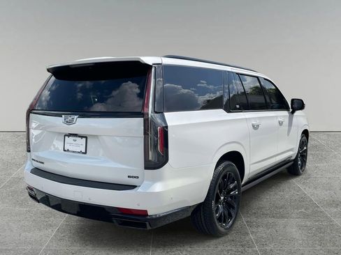 Used 2024 Cadillac Escalade ESV Sport Platinum w/ LPO, ONYX Package image 5