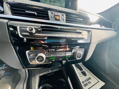 Used 2017 BMW X1 xDrive28i image 17