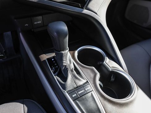 Used 2023 Toyota Camry LE image 11