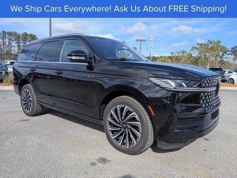 Used 2025 Lincoln Navigator Black Label image 1