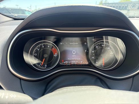 Used 2021 Jeep Cherokee Latitude Lux 80th Anniv w/ Quick Order Package 26U 80TH AWD/4WD image 15