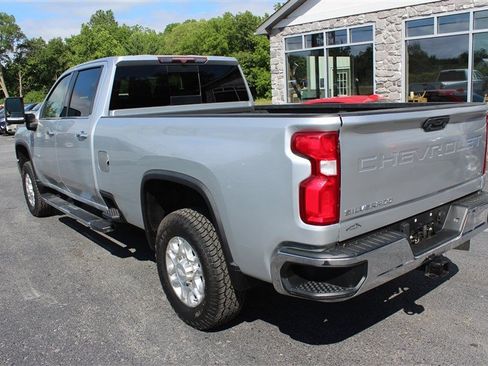Used 2020 Chevrolet Silverado 2500 LTZ w/ LTZ Convenience Package AWD/4WD image 4